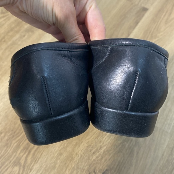 SAS Lara Comfort Black Leather Loafers size 8WW with buckle detail - Picture 4 of 11